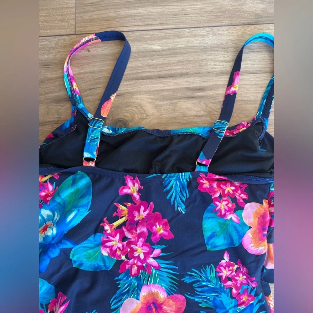 Coco Reef Charisma Bra Sized Underwire Bandeau One Piece Swim Size 12 36DD - Picture 6 of 7